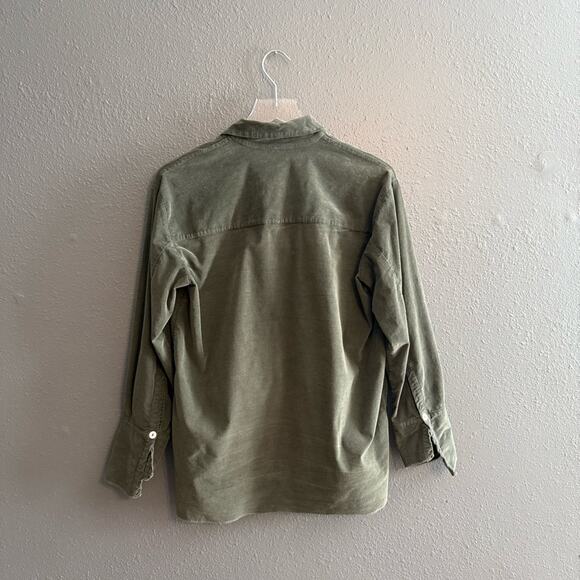 Trebarrabi Green Velvet Button Down W/ Asymmetrical Size M - Picture 2 of 7